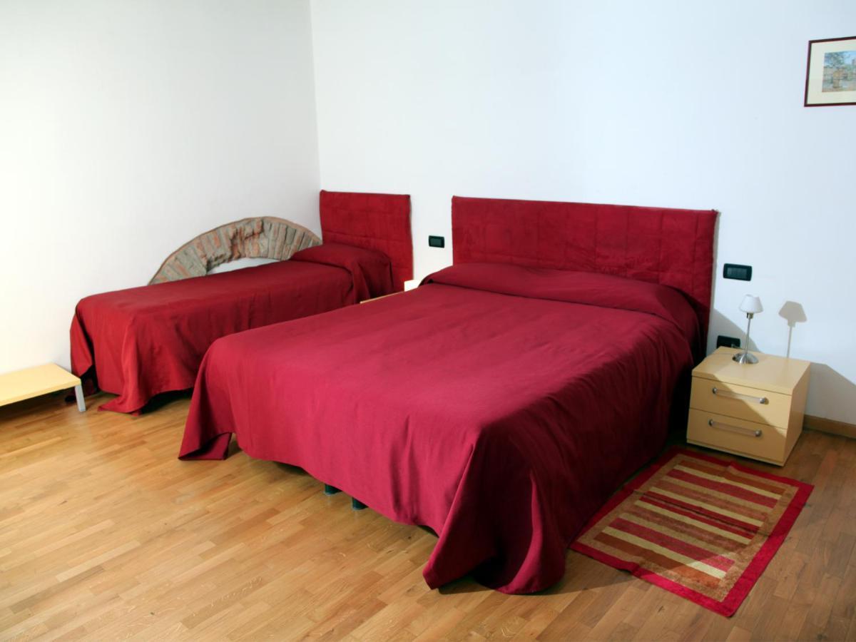 Il Sipario Bed & Breakfast Ferrara Bagian luar foto